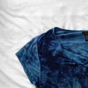 Rue21 blue tie dye shirt